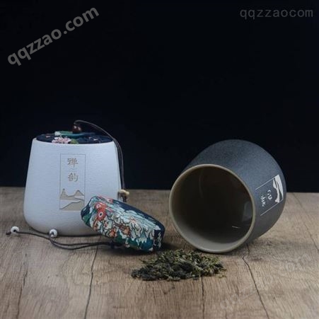 复古粗陶茶叶罐定制logo 水墨山黑釉陶瓷茶叶罐 小号手工存储罐子